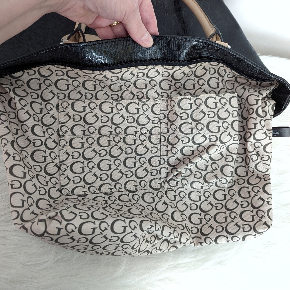 Guess Logo Bag - Picture 9 of 10